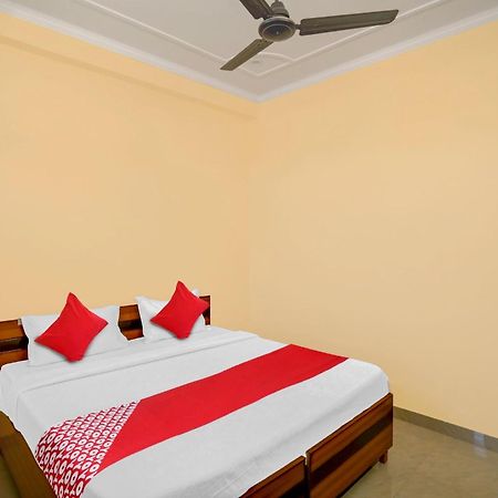 Hotel O Pari Hotel Ghaziabad Εξωτερικό φωτογραφία