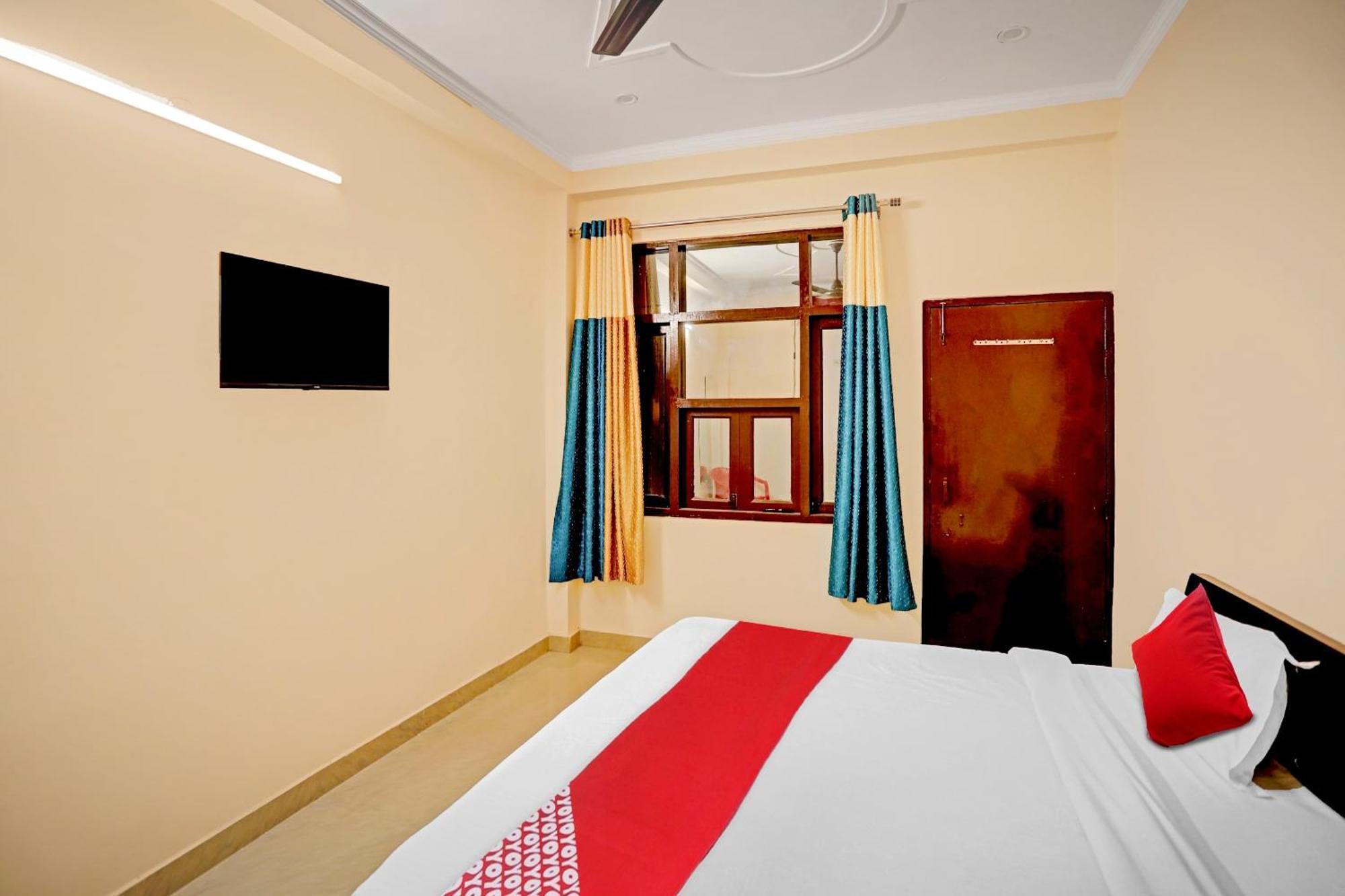 Hotel O Pari Hotel Ghaziabad Εξωτερικό φωτογραφία
